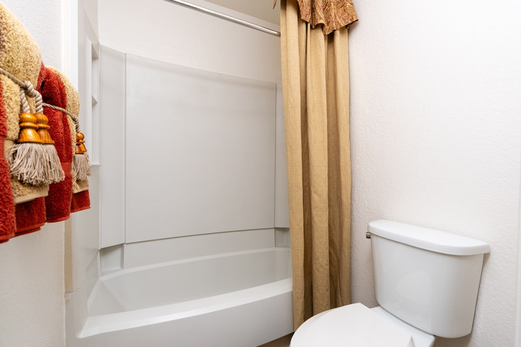 The Seasons Apartments