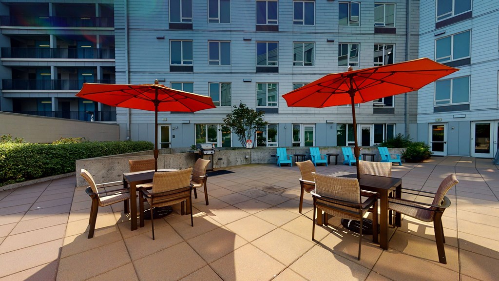 The Union Portland OR outdoor patio 1