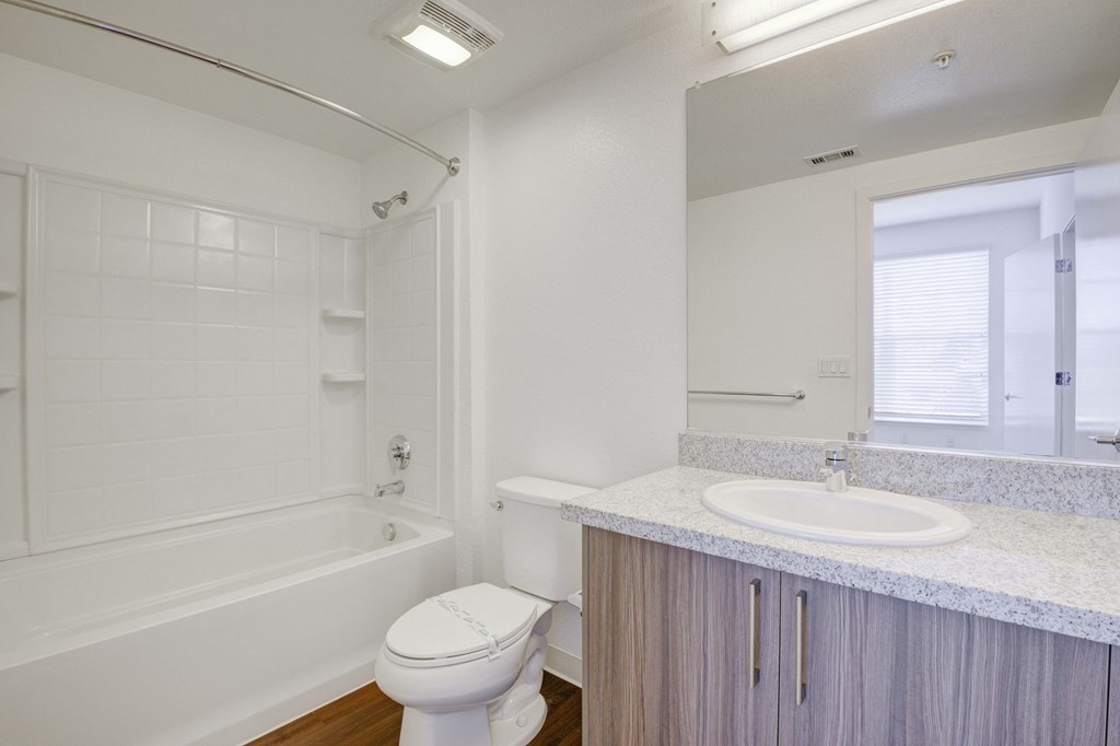 Tuscany Apartments Santa Clara CA bathroom 2