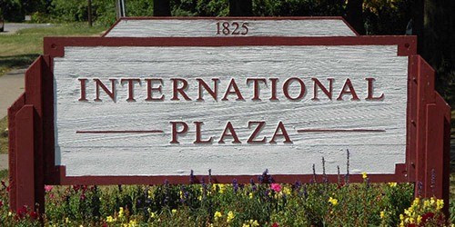 a sign that says international plaza
