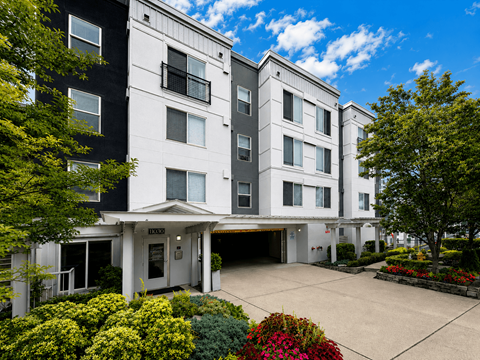11030 Main Street Studio-2 Beds Apartment for Rent