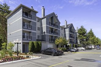 Property Exterior Property Exterior at Casa Blanca Apartment Homes, Washington - Photo Gallery