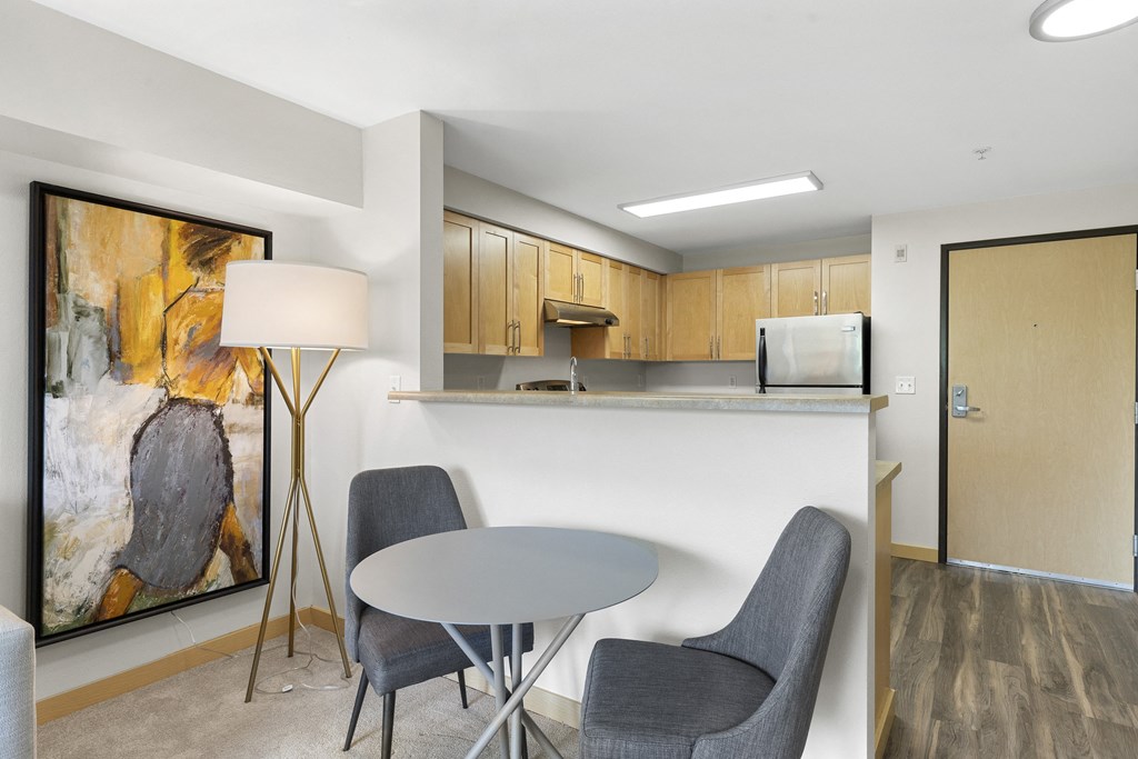 Villaggio Apartment Homes