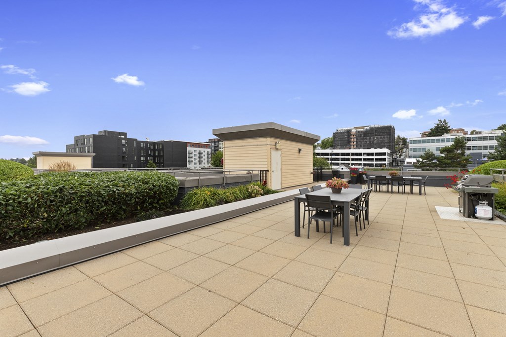 Villaggio Apartment Homes