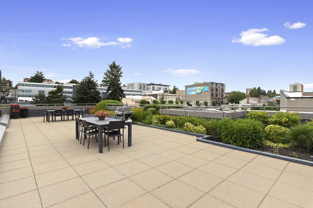 Villaggio Apartment Homes