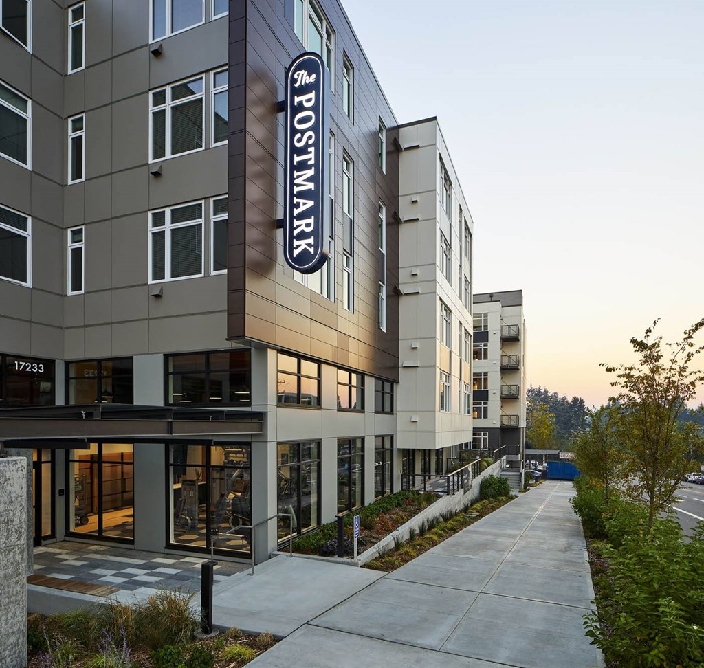Exterior Landscape at Postmark Apartments, Shoreline, 98155