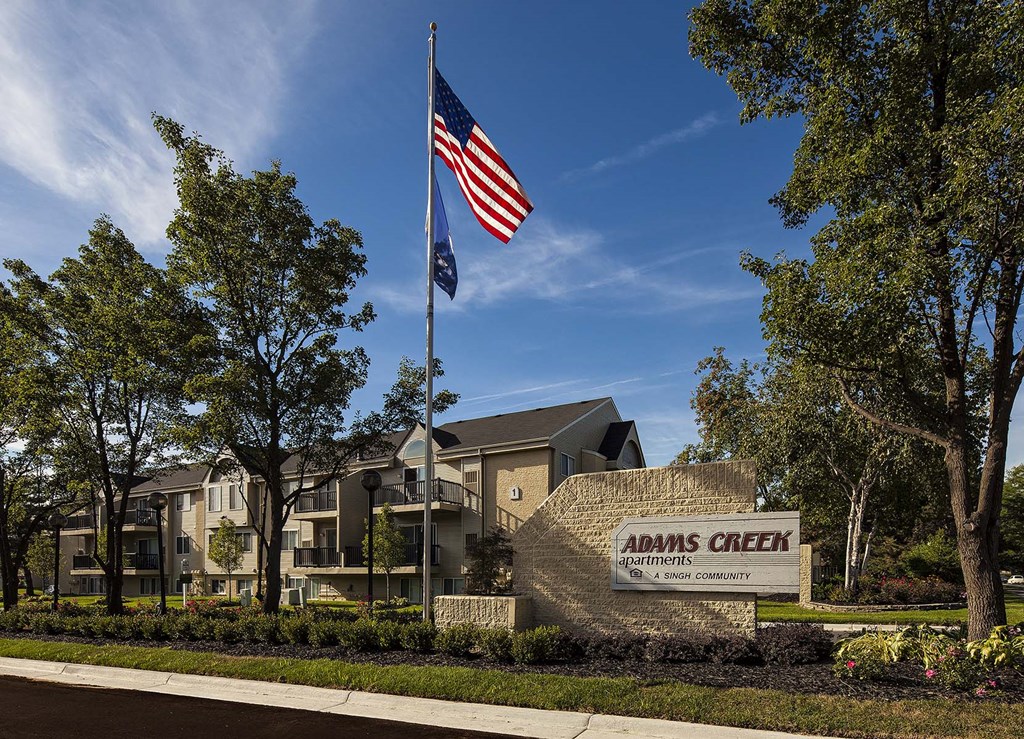 Property Signage at Adams Creek, Auburn Hills