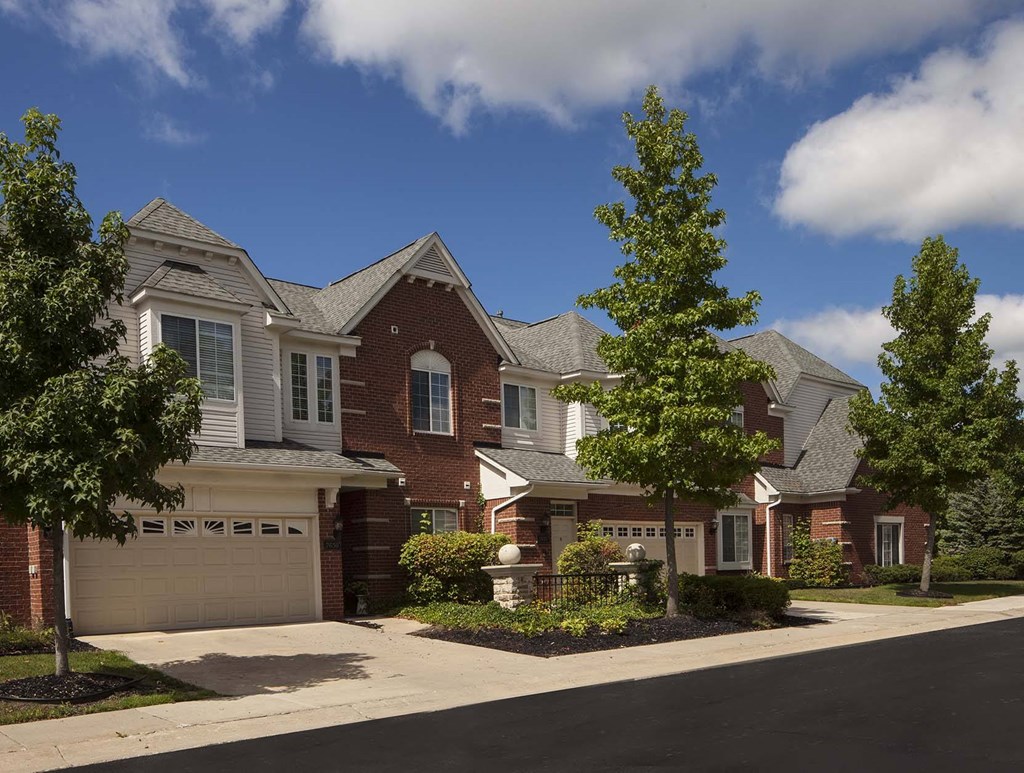 Brandywine Apartments, 7950 Brandywine Blvd., West Bloomfield, MI