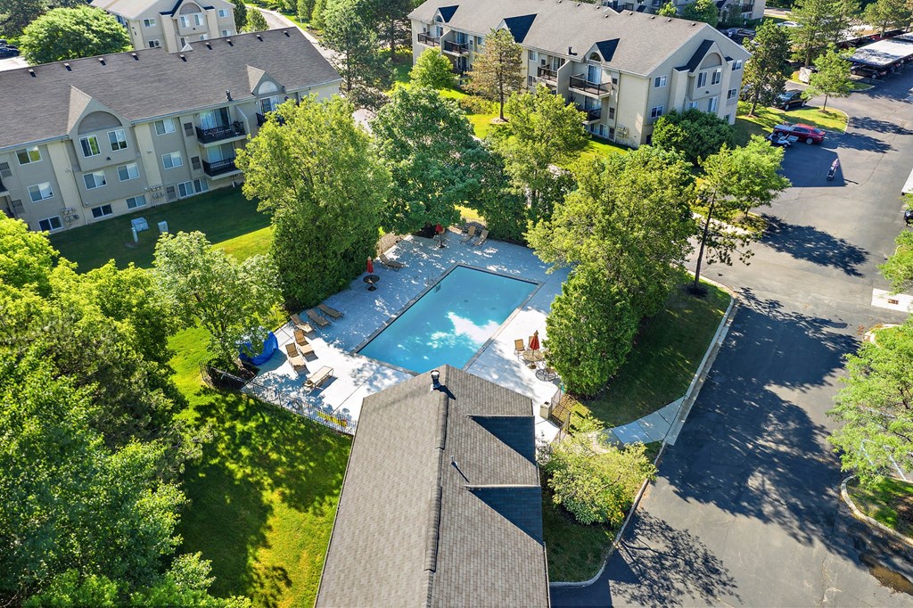 Aerial View at Adams Creek, Auburn Hills, MI