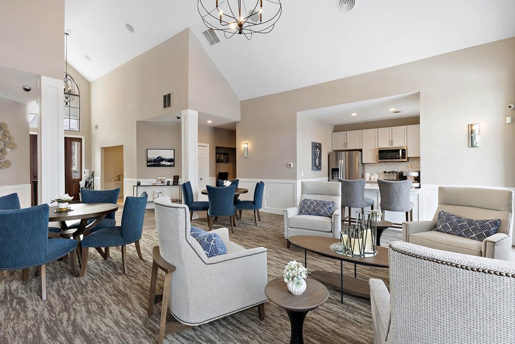 Common Room at Brownstones, Novi, 48377