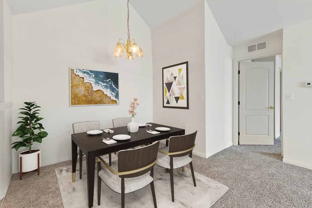 Dining Area at Summit Creek, Canton, Michigan