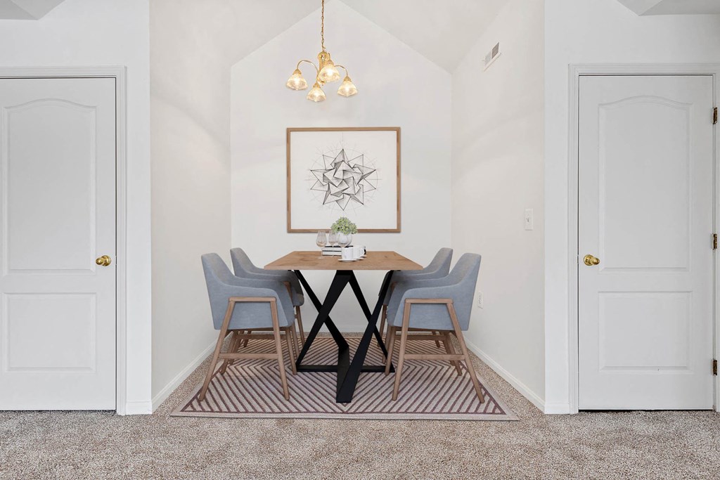 Dining Room at Summit Creek, Canton, MI, 48188