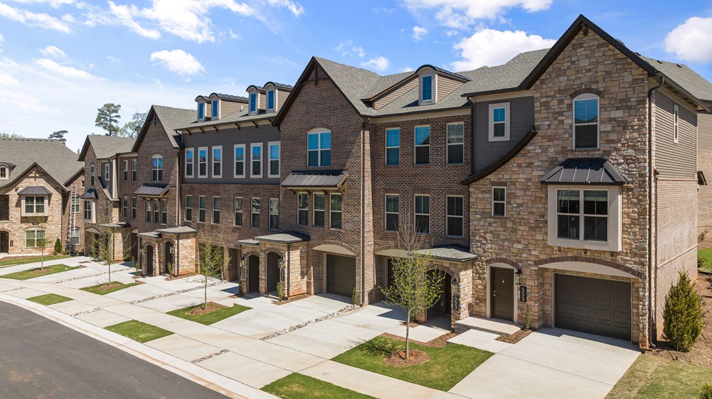 Exterior View at Griffin Weston, North Carolina