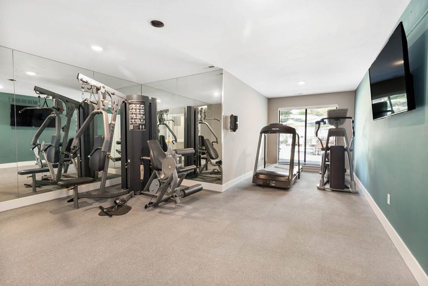 Fitness Center With Modern Equipment Fitness Center With Modern Equipment at Wexford, Novi, 48377