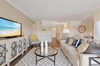 49300 Crabtree Crossing 1-3 Beds Apartment for Rent - Photo Gallery 2