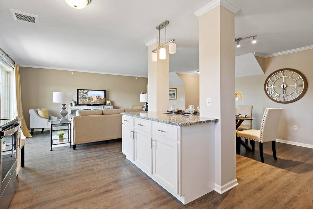 Kitchen And Dining at Park West, Canton, MI, 48187