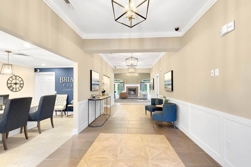 Social Lounge at Briarcliff Village, Commerce Township