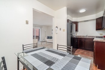 1 East Bradford Road 1-3 Beds Apartment for Rent - Photo Gallery 3