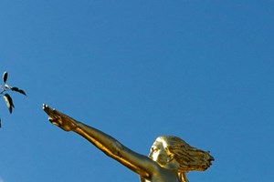 View of Park Marconi's statue