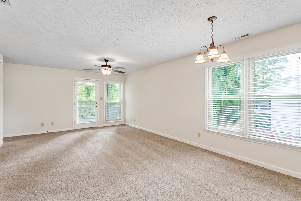 Bright Living Area at Hunter's Ridge Apartments in Fayetteville, NC