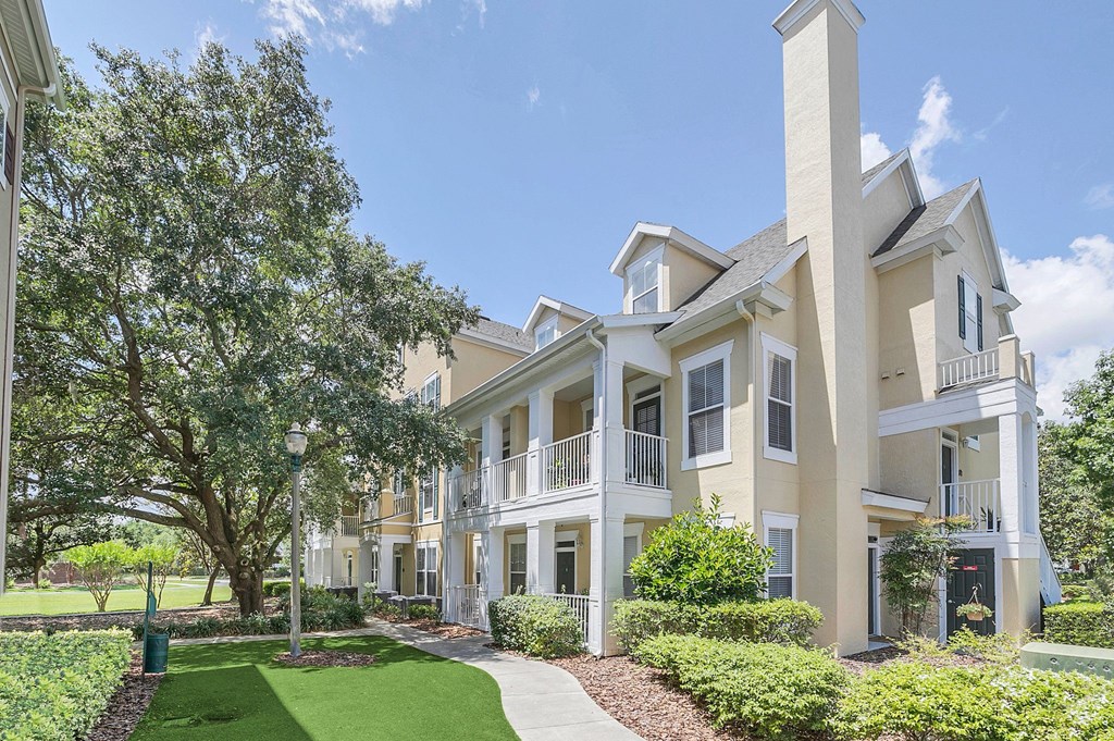 exterior view at the regency woods apartments in pascagoula, ms at Northlake Park, Orlando, FL, 32827