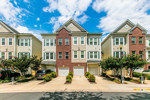 Community at Barrington Park Apartments, Virginia, 20110