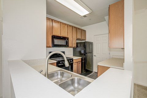 Kitchen at Barrington Park Apartments, Manassas, Virginia