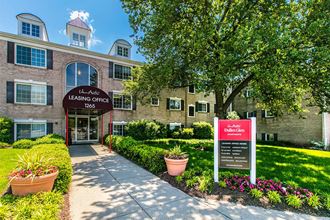 1265 Elden Street 1-4 Beds Apartment for Rent - Photo Gallery 3