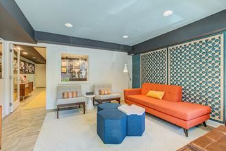2100 N. Pierce Street Studio Apartment for Rent - Photo Gallery 1