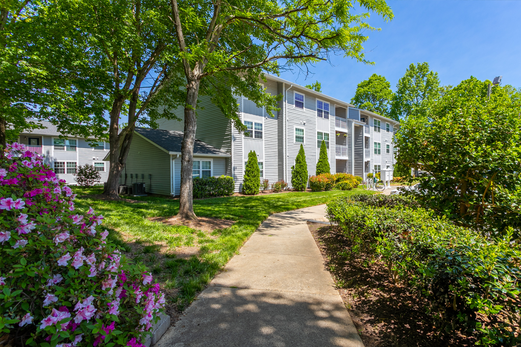 Garden Garden at West Pointe Apartments, Burlington, NC, 27215