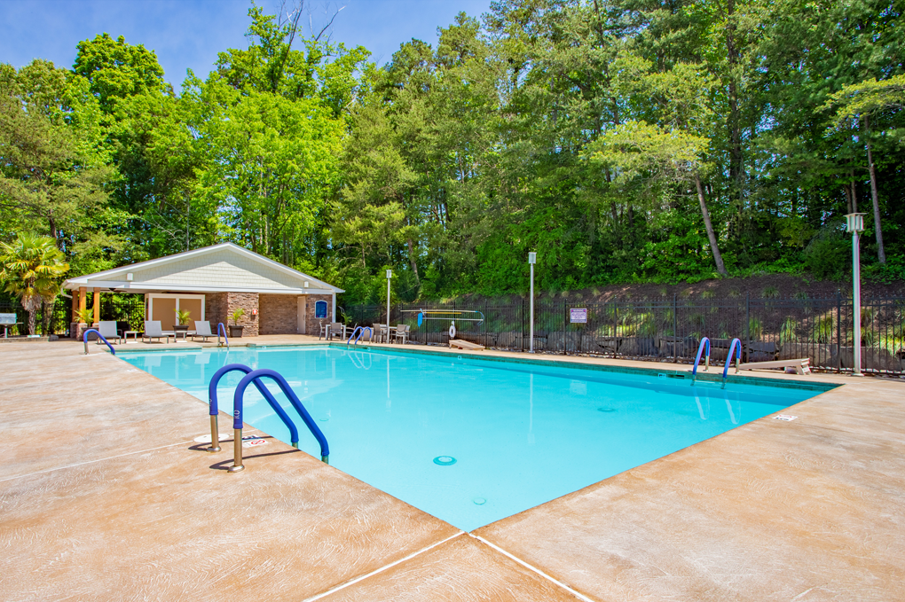 Pool View at West Pointe Apartments, Burlington, NC, 27215
