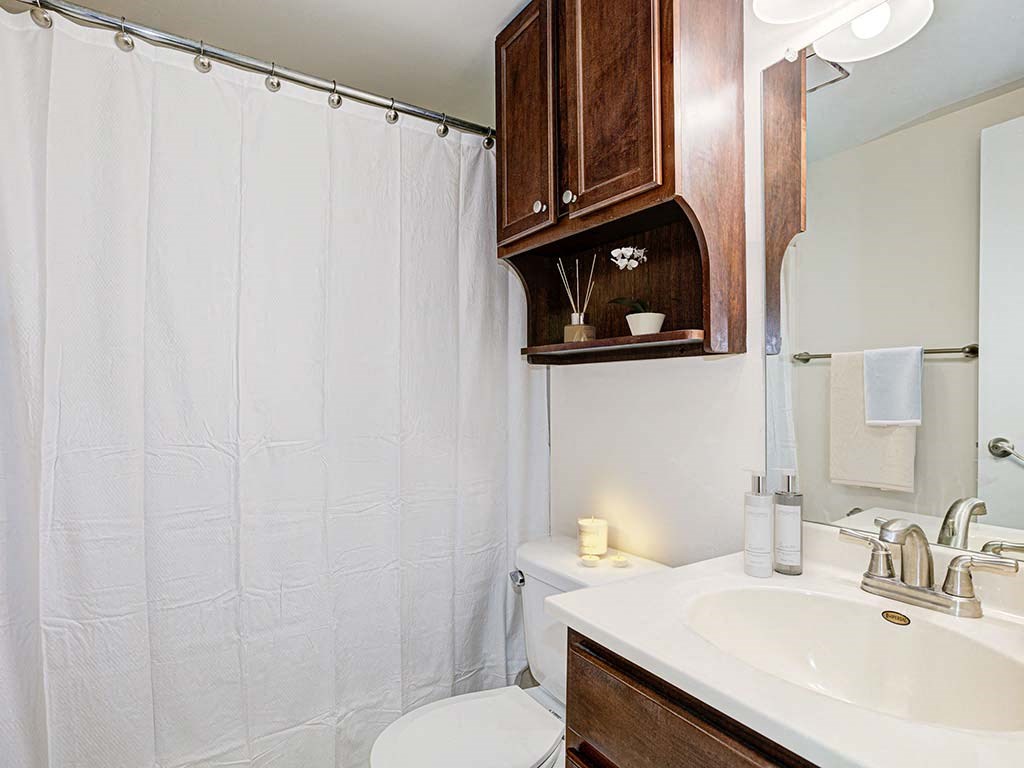 Luxurious Bathrooms at Columbia Uptown, Washington, 20009