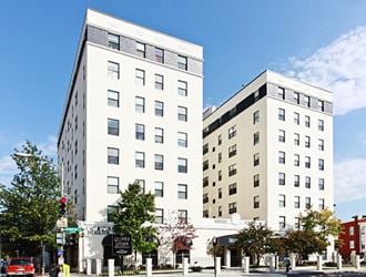 1375 Fairmont Street NW 1-2 Beds Apartment for Rent - Photo Gallery 1