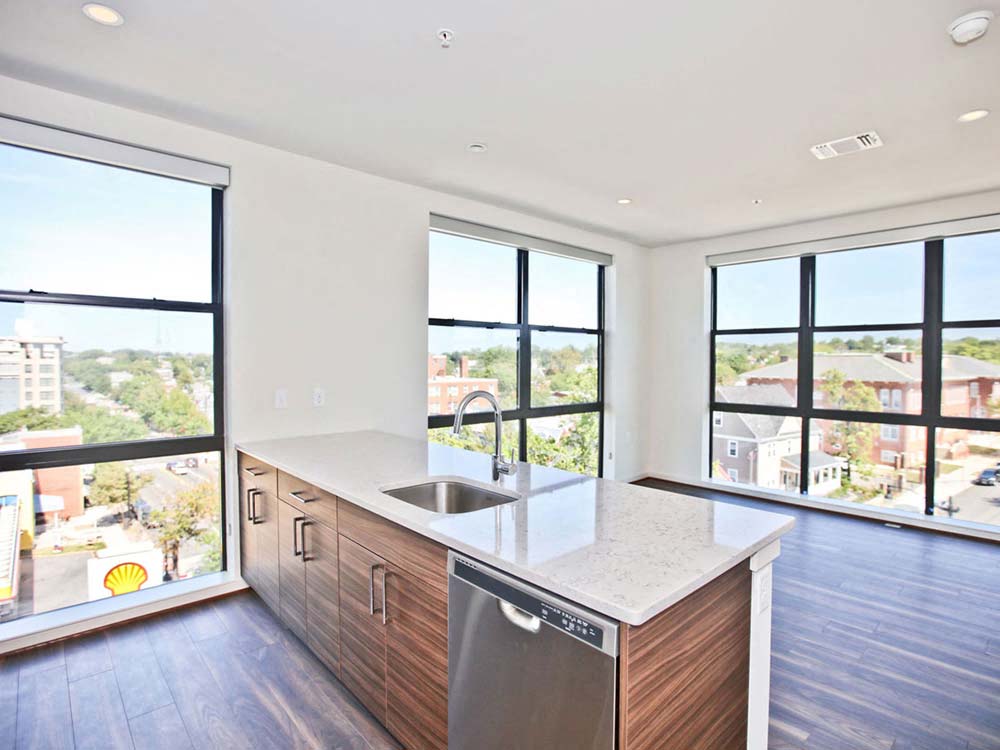 Kitchen Top at Fahrenheit Apartments, Washington