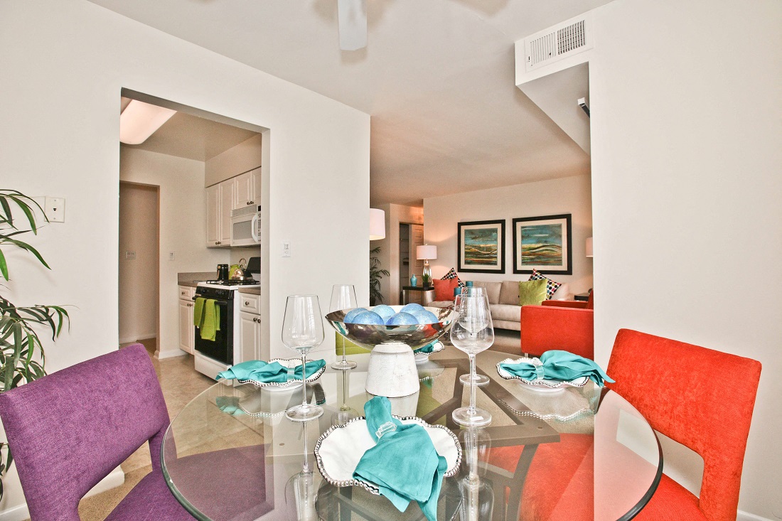 Dining Room in Fairfax Apartment at Fairfax Square at Fairfax Square, Fairfax, 22031