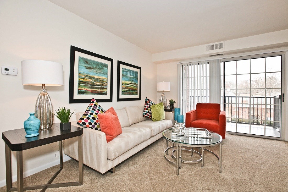 Fairfax Square Apartments, 9860 Fairfax Square, Fairfax, VA RentCafe