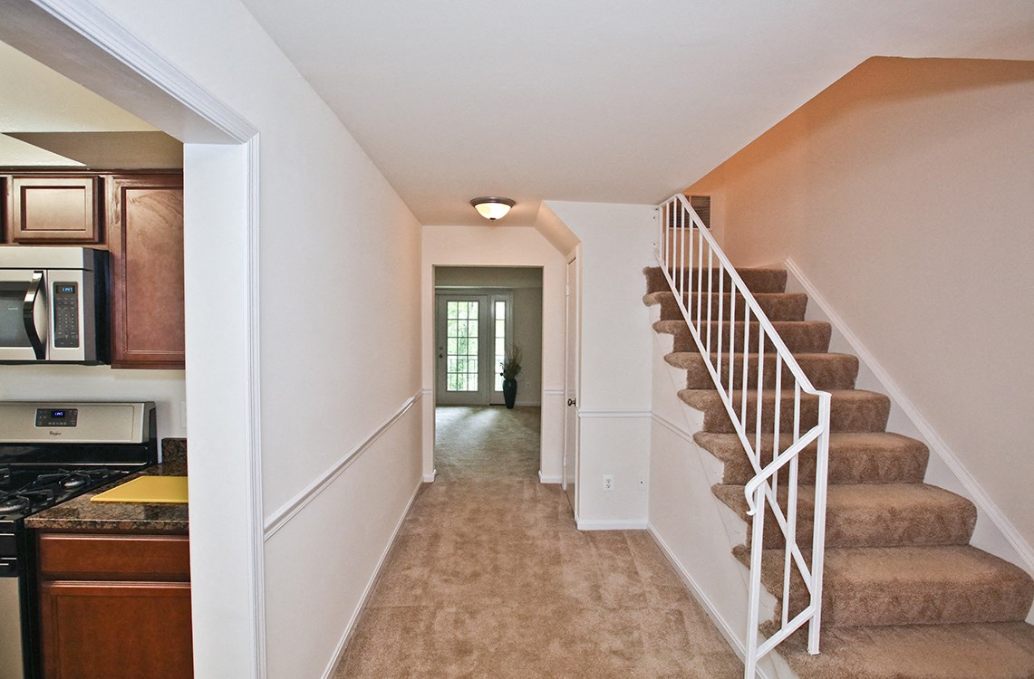 Fairfax Square Apartments, 9860 Fairfax Square, Fairfax, VA RentCafe