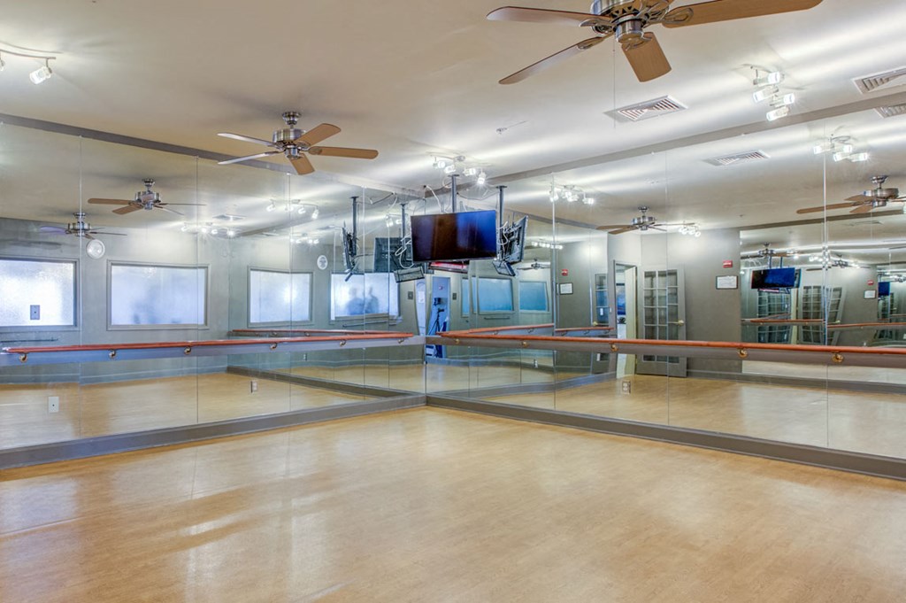 Fitness Center at The Marque Apartments, Virginia
