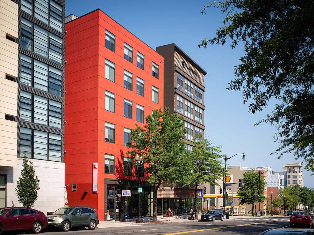 Beautiful Setting at Fahrenheit Apartments, Washington, DC, 20011