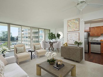 Cozy living space for one and two bedroom apartments Cozy living space for one and two bedroom apartments at The Aspen, Virginia, 22305 - Photo Gallery 2