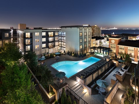 AVE Emeryville At Bay Street