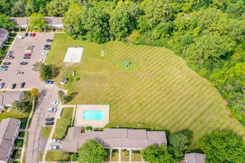 2 and 3 Bedroom Townhomes