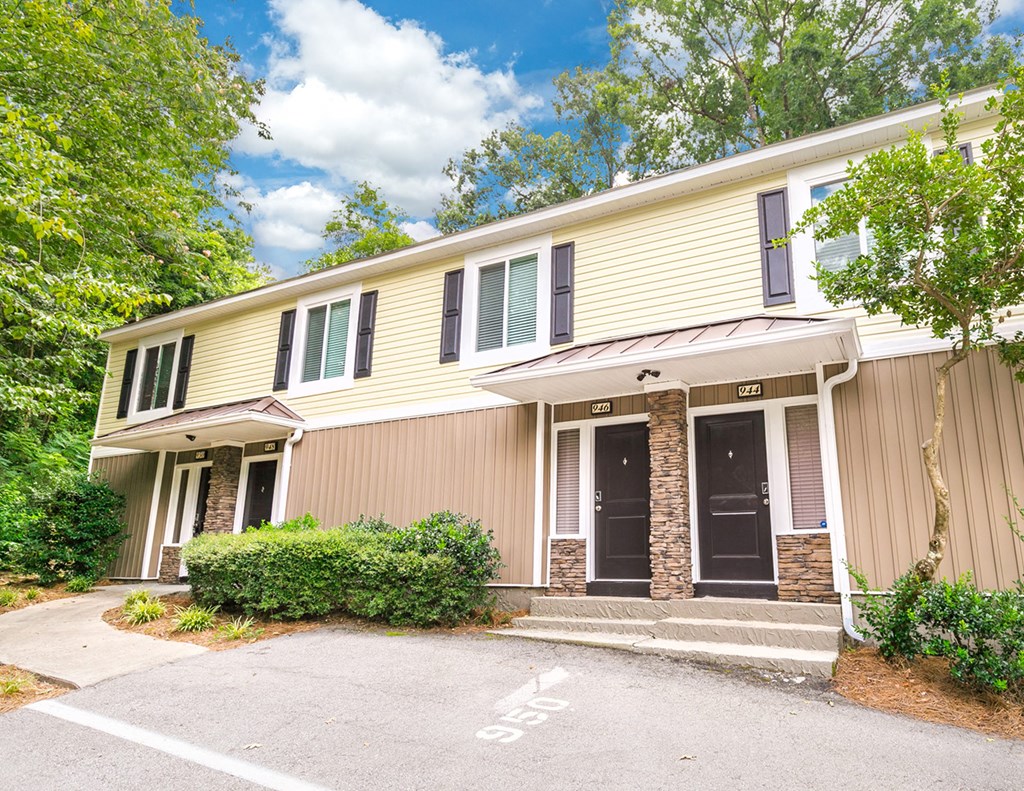 Apartment exterior at Forest Hills Racquet Club, Augusta, 30909