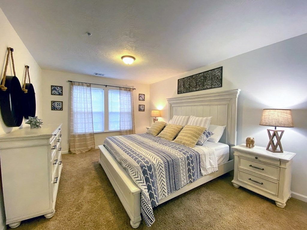 Gorgeous Bedroom at Helena Springs, Augusta