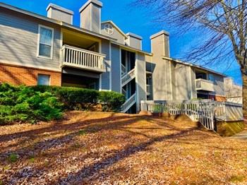 100 Best Apartments in Greensboro, NC (with reviews) | RENTCafé