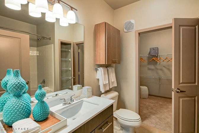 Model Bathroom at The Maywood, Oklahoma