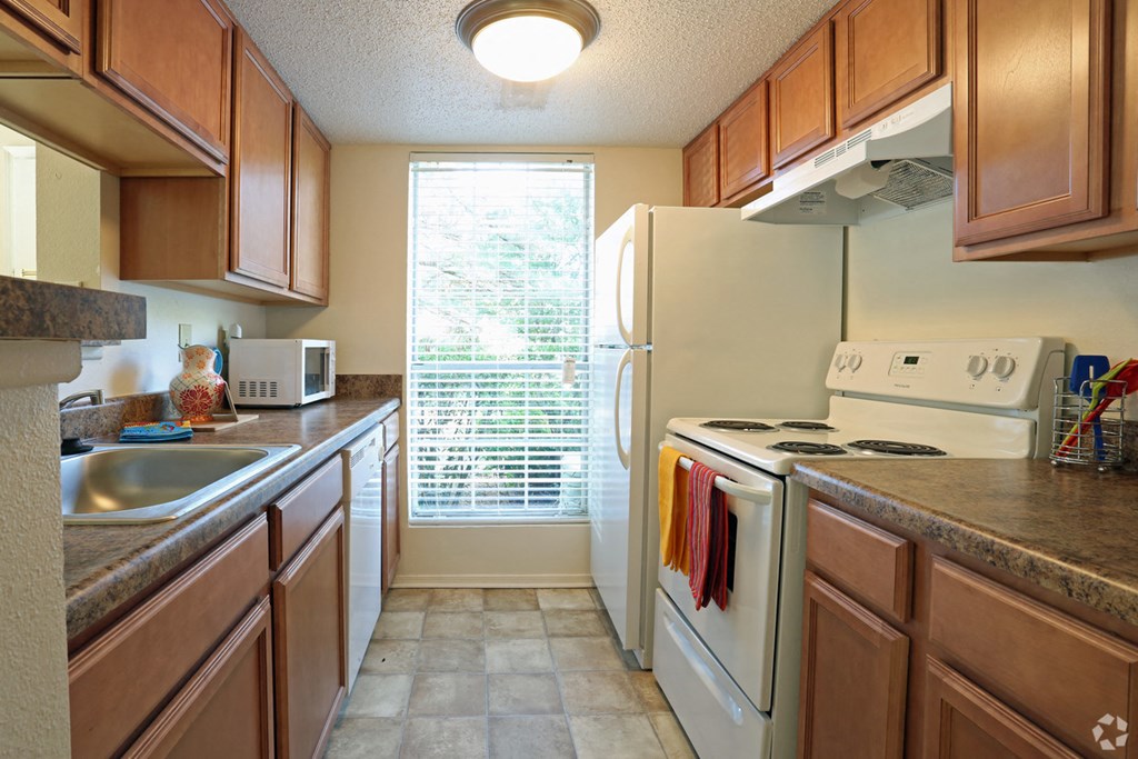 Modern Kitchen at Champions Club, Glen Allen