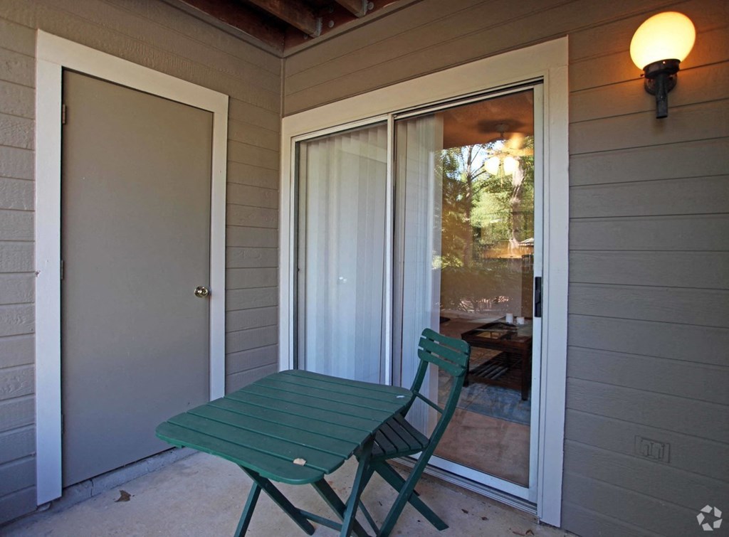 Balcony And Patio at Hunters Chase, Greensboro, NC, 27409