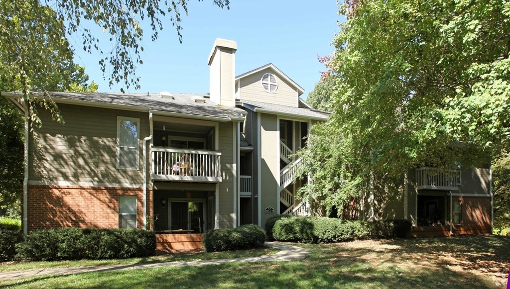 Exterior View at Hunters Chase, Greensboro