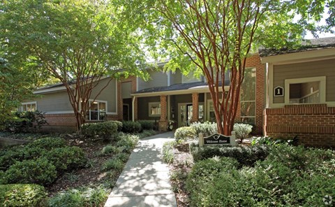 4600 Big Tree Way 1-2 Beds Apartment for Rent